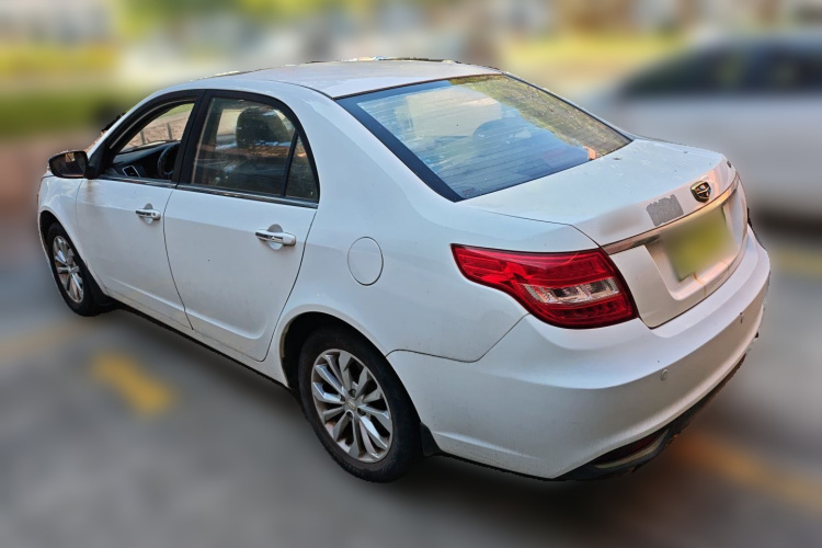 吉利汽车 远景 2015款 1.5L 手动幸福型车身外观5