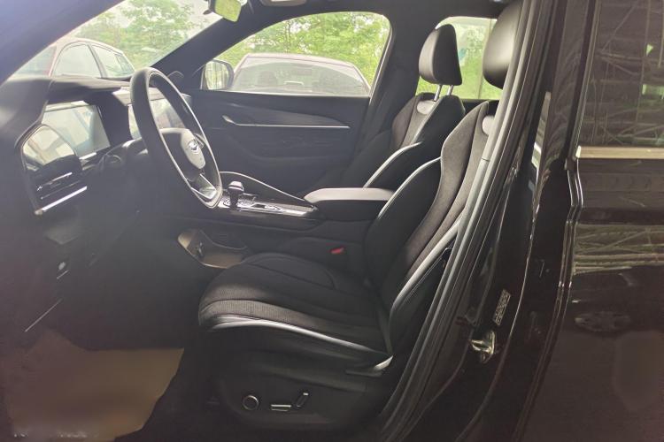 吉利汽车 星越L 2024款 2.0TD 高功自动两驱天际版局部细节19