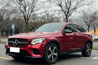 奔驰GLC轿跑 2017款 GLC 200 4MATIC 轿跑SUV