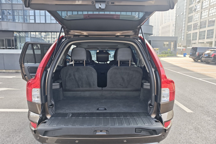 沃尔沃XC90 2013款 2.5T T5 豪华升级版中控内饰7008