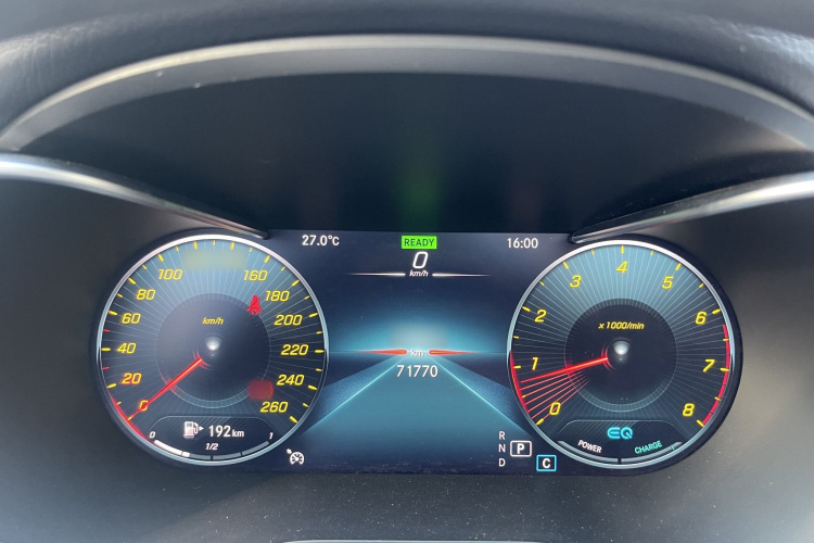 奔驰C级 2021款 C 260 L 运动版中控内饰7011