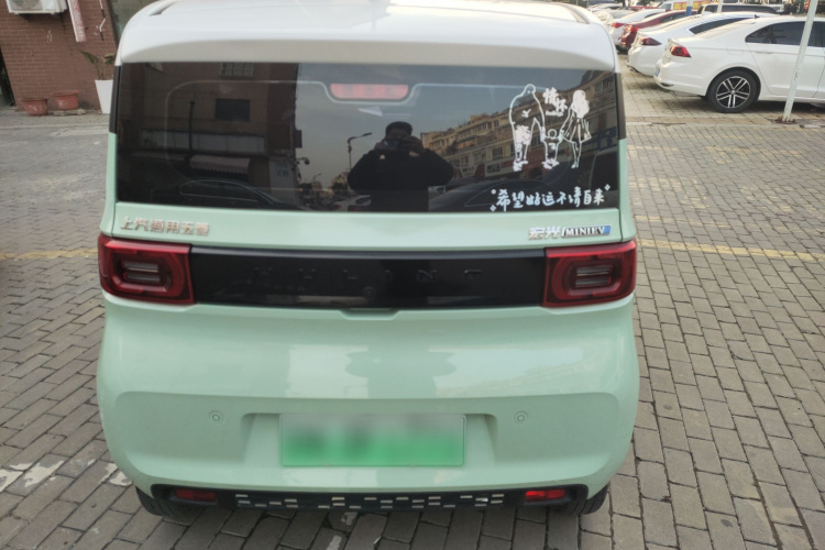 五菱汽车 宏光MINIEV 2021款 马卡龙臻享款 磷酸铁锂车身外观6
