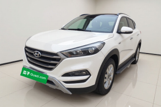 现代 途胜 2018款 1.6T 双离合两驱15周年特别版