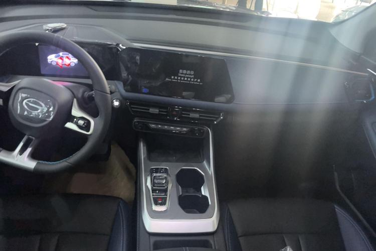 广汽传祺 传祺GS3 2023款 影速 270T 劲享版中控内饰7003