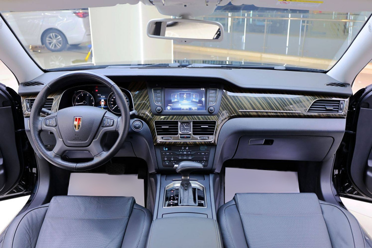 红旗H7 2021款 2.0T 旗舰版中控内饰7002