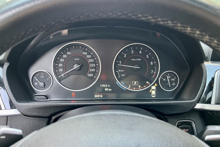 宝马3系 2017款 320Li M运动型局部细节14