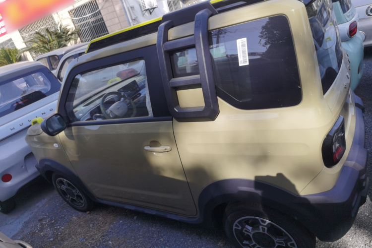 吉利银河 2025款 210km 熊猫骑士车身外观4