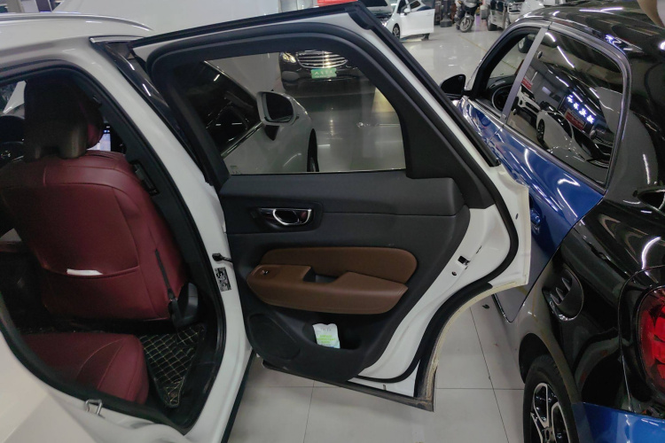 沃尔沃XC60 2021款 T5 四驱智逸豪华版中控内饰7002