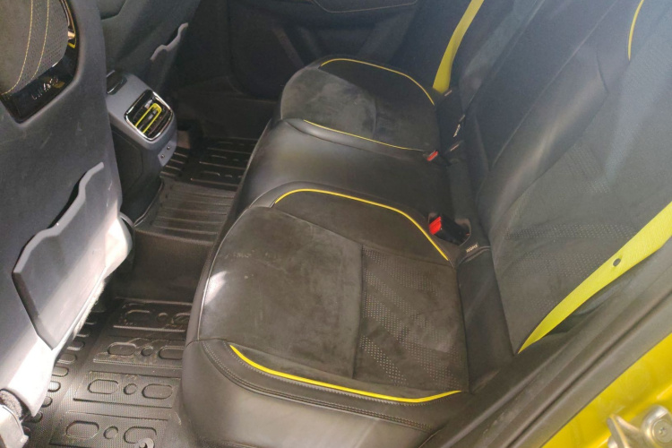 领克03 2019款 03+ 2.0TD 自动驭风版中控内饰7004