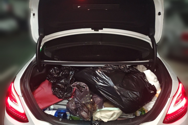 奔驰C级 2019款 改款 C 260 L 运动版局部细节23