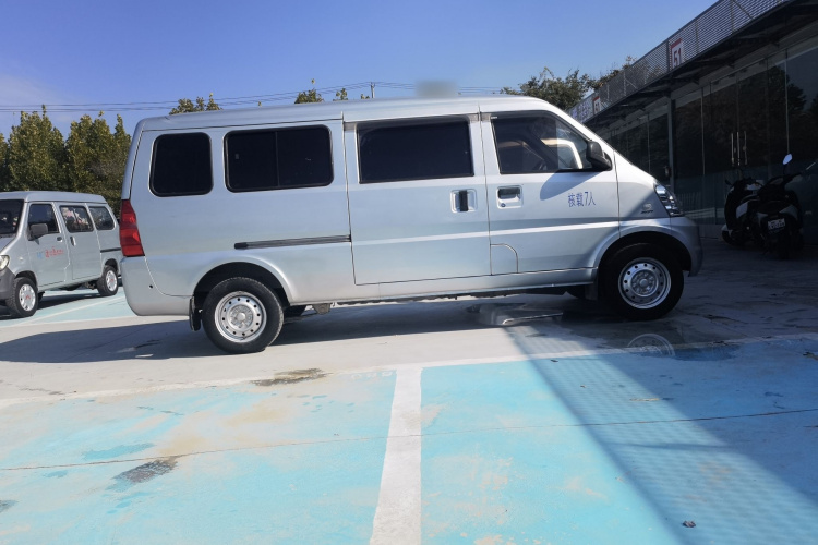 五菱汽车 五菱荣光 2021款 1.5L加长基本型L3C车身外观6004