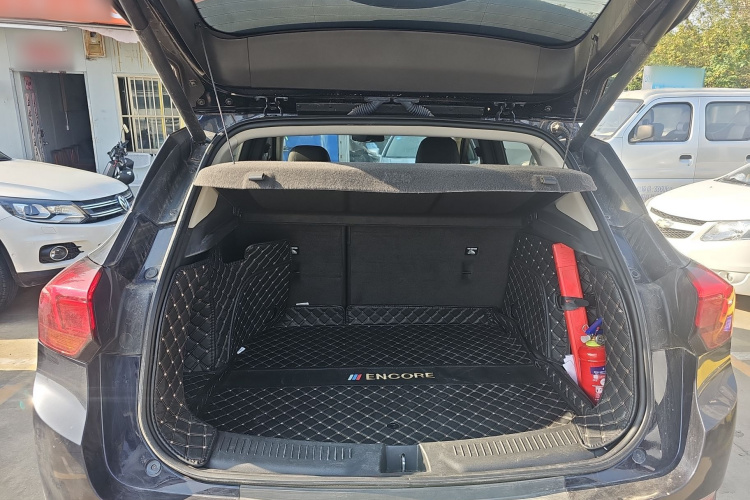 别克 昂科拉GX 2020款 20T CVT两驱豪华型机舱底盘23