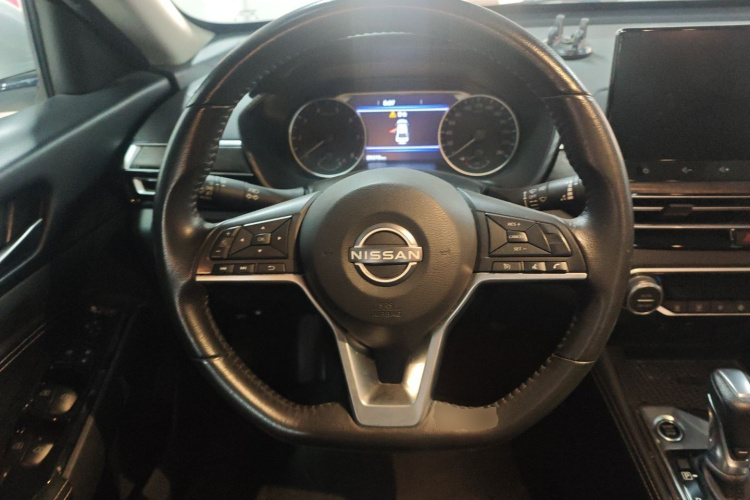 日产 天籁 2022款 2.0L XL-TLS 悦享版中控内饰13