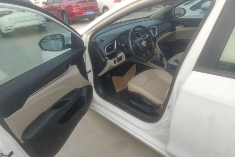 别克 英朗 2017款 15N 手动进取型中控内饰20