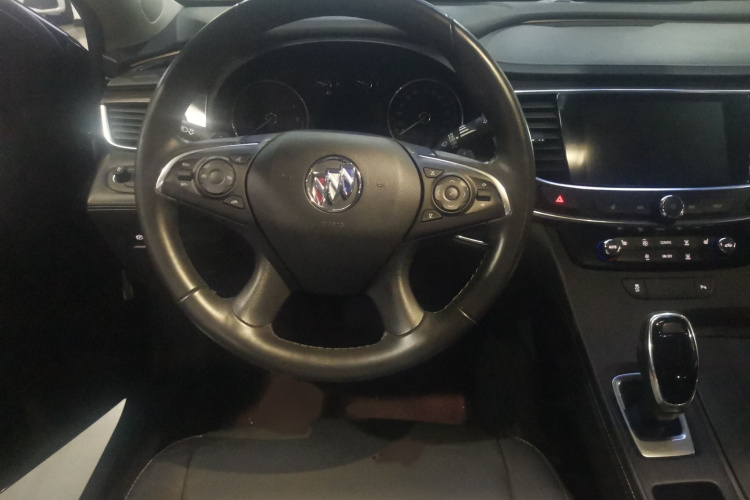 别克 君越 2022款 552T 豪华型局部细节13