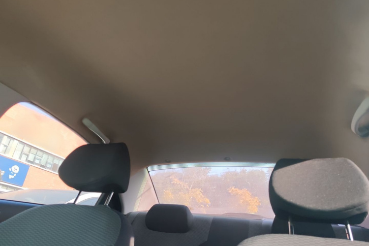 现代 瑞纳 2017款 1.4L 手动焕彩版 国V中控内饰22