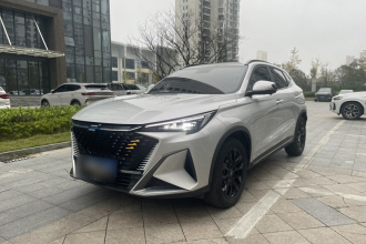 长安欧尚X5 2022款 运动版 1.5T DCT飓风音速