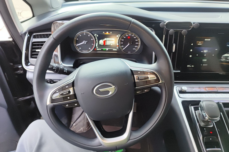 广汽传祺 传祺M8 2023款 领秀系列 390T 豪华版局部细节13