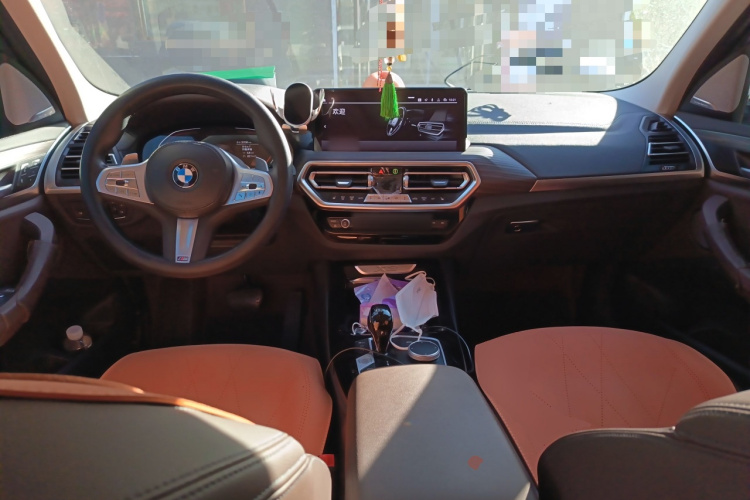 宝马X3 2023款 xDrive30i 领先型 M曜夜套装中控内饰12