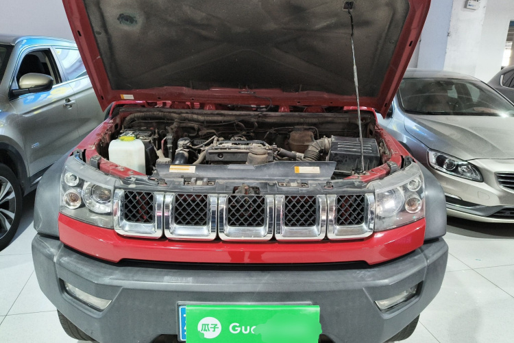 北京越野 北京BJ40 2016款 40L 2.3T 自动两驱豪华版局部细节24