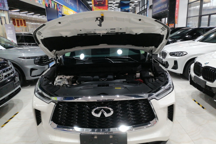 英菲尼迪QX60 2024款 2.0T 悦享版机舱底盘24