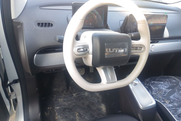 长安启源 长安Lumin 2026款 宝藏版 301km 臻爱米 宁德中控内饰13