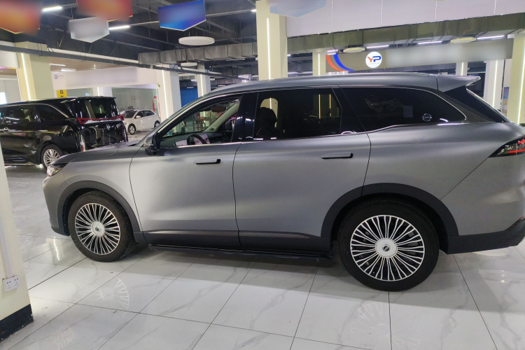 奇瑞 瑞虎8 L 2024款 2.0T 两驱尊贵版 5座车身外观6003