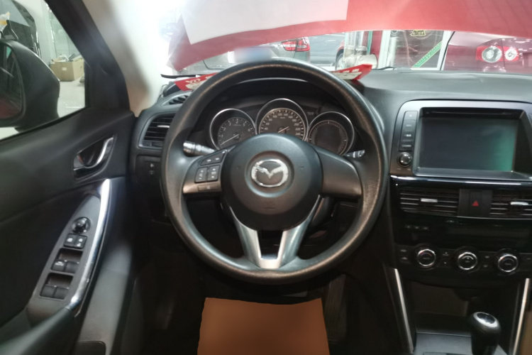 马自达CX-5 2013款 2.0L 自动两驱舒适型中控内饰13