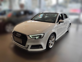 奥迪A3 2018款 30周年年型 Limousine 35 TFSI 时尚型