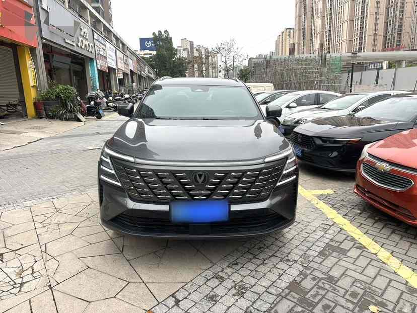 长安CS75 PLUS 2025款 第四代 1.5T 新蓝鲸 智慧尊享型(2)