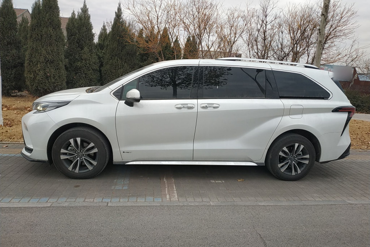 丰田 格瑞维亚 2024款 2.5L混动 豪华版车身外观6003