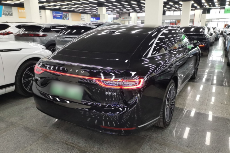 鸿蒙智行 享界S9 2024款 纯电 Ultra 四驱旗舰版车身外观6005