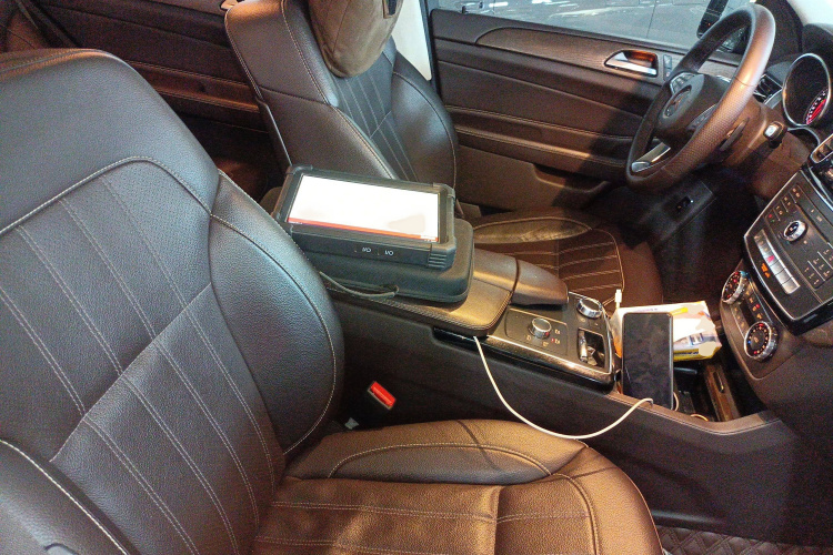 奔驰GLE 2017款 GLE 320 4MATIC 动感型局部细节41