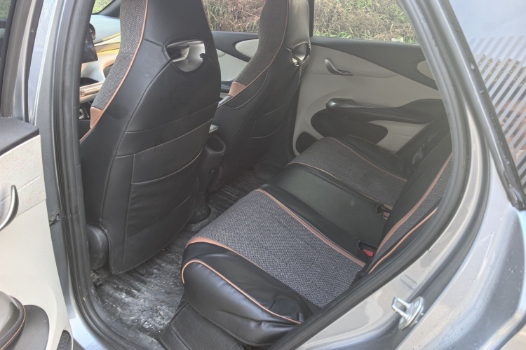 比亚迪 海豚 2021款 405km 时尚版车身外观6008