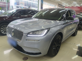 林肯 冒险家 2022款 2.0T 两驱阿拉斯加冰川限量版