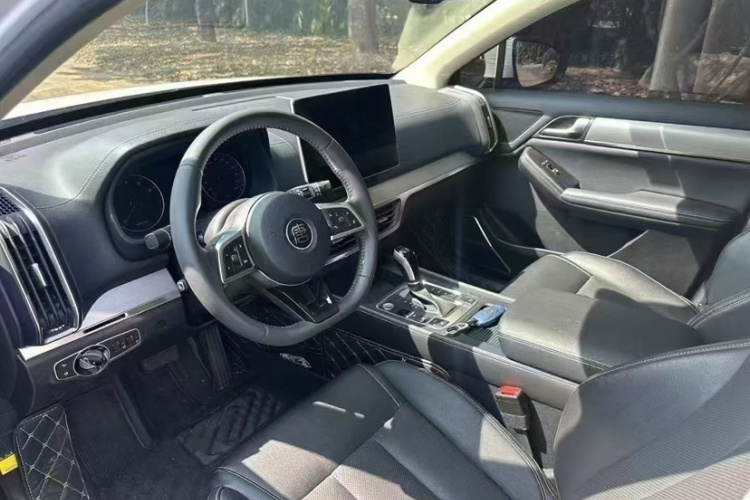 比亚迪 唐 2019款 2.0T 自动智联尊享型 5座 国VI中控内饰7002