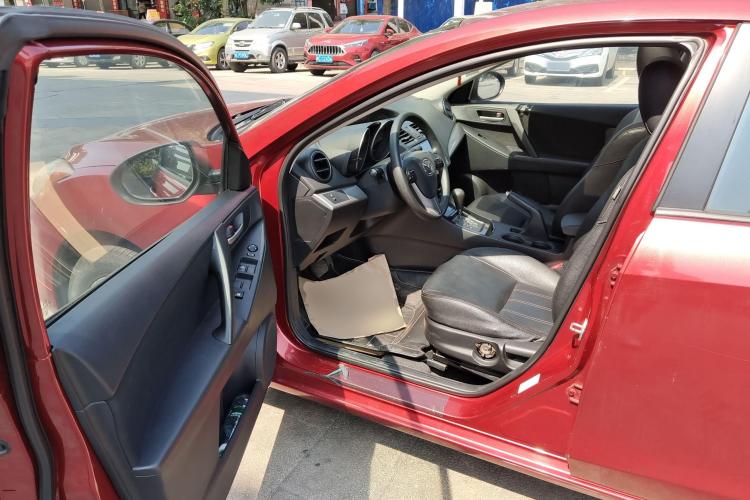 马自达3星骋 2015款 三厢 1.6L 自动精英型中控内饰20