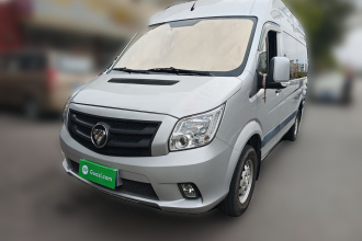 福田 图雅诺 2021款 2.0T手动通途长轴中顶5/6/7座4F20TC3