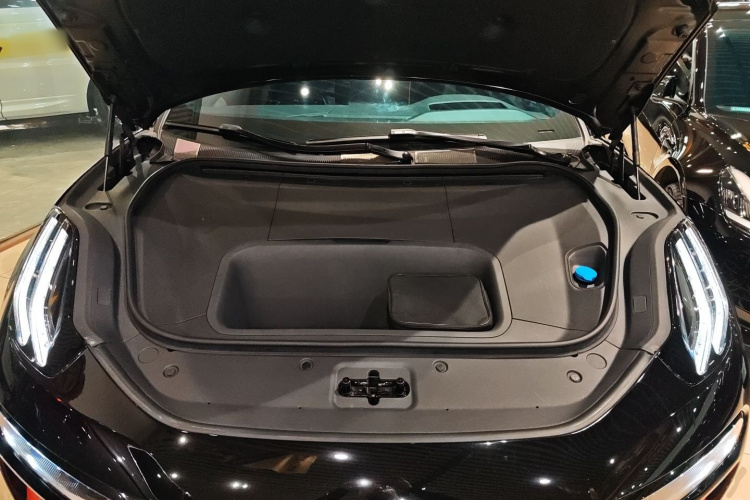 极氪001 2025款 YOU版 100kWh 四驱机舱底盘24