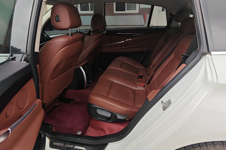 宝马5系GT 2014款 528i 领先型中控内饰7004