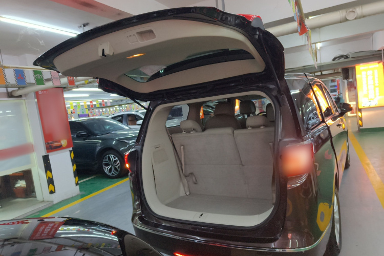 别克GL8 2017款 ES 28T 舒适型 国V机舱底盘23