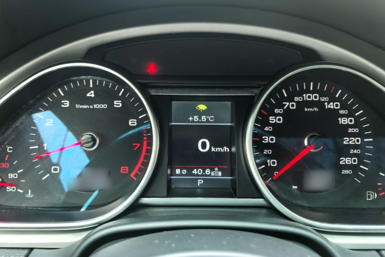 奥迪Q7 2015款 35 TFSI 进取型局部细节14