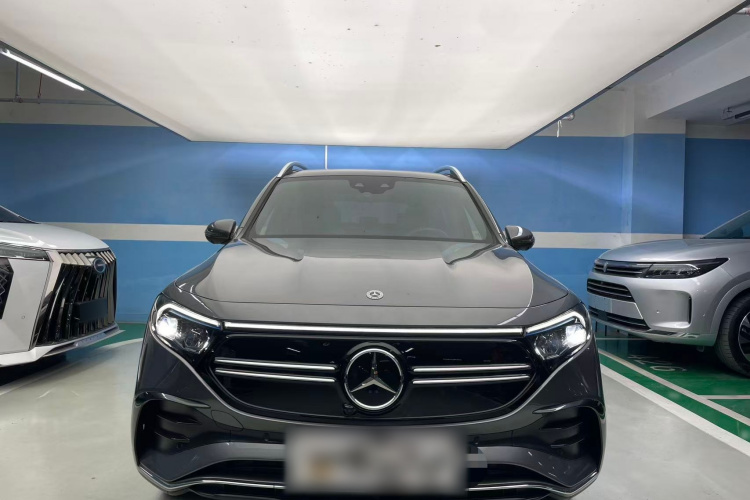 奔驰EQB 2022款 EQB 350 4MATIC 首发特别版车身外观6008