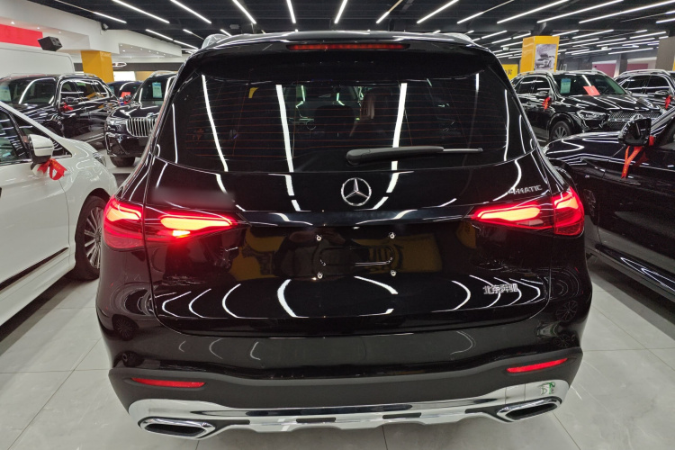 奔驰GLC 2024款 GLC 260 L 4MATIC 动感型 5座车身外观6