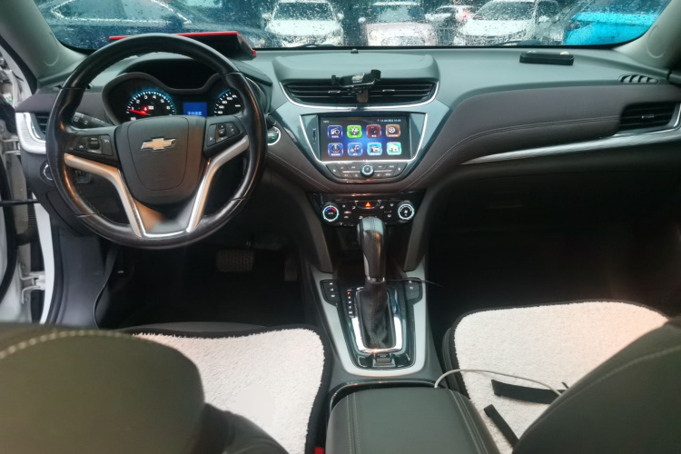 雪佛兰 迈锐宝 2018款 530T 自动豪华版中控内饰12