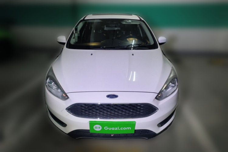 福特 福克斯 2015款 两厢 EcoBoost 180 自动精英型车身外观2