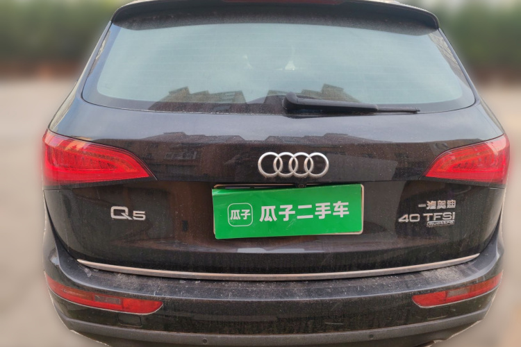 奥迪Q5 2016款 40 TFSI 技术型车身外观6