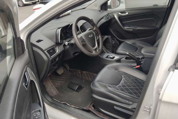 奇瑞新能源 艾瑞泽e 2020款 出行版plus中控内饰20