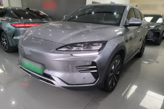 比亚迪 宋PLUS新能源 2025款 EV 智驾版 520km 尊贵型