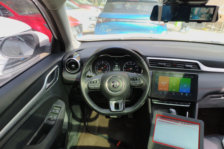 名爵ZS 2020款 180DVVT 自动Lite中控内饰13